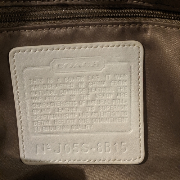 White Coach "Ergo" Pleated Leather Hobo Bag - EUC - Picture 8 of 8